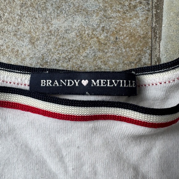 Brandy Melville White Contrast Trim Crop Top Y2K‎ Revival 90s Sporty Camisole - Picture 3 of 3